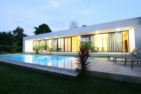 White Breeze Apartment, Phuket, Tajska