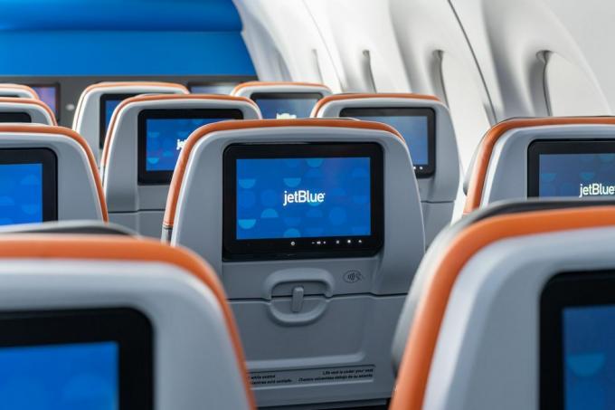 jetblue še več prostora zaslon