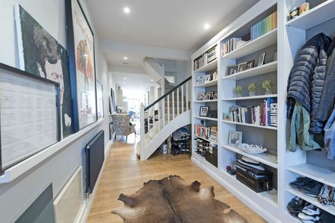 193 St Johns Hill - Slim House - London - hodnik - Savills