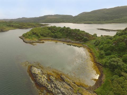 Eilean Nan Gabhar - Loch Craignish - Škotska - Galbraith - skala