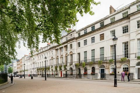 Fitzroy Square 1 - Marylebone - Fantomska nit - Daniel Day Lewis - zunanjost - Knight Frank