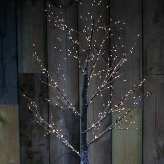 150 cm osvetljeno božično drevo iz umetnega bora