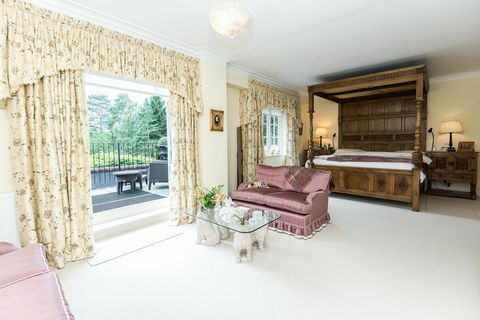 Bannits 'House - spalnica - Chorleywood - Iskanje nog - Savills