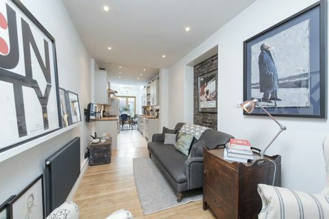 193 St Johns Hill - Slim House - London - dnevna soba - Savills