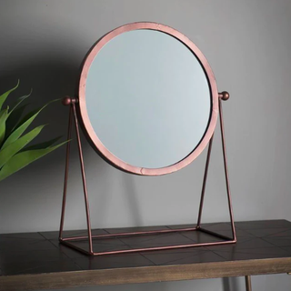 Nina Vanity Mirror v bakreni barvi