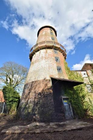 Sutton Windmill - Severni Norfolk - spredaj - IAM Prodano