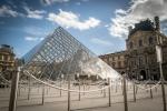 Pariški Louvre in Eifflov stolp obnovi podrobnosti in novice