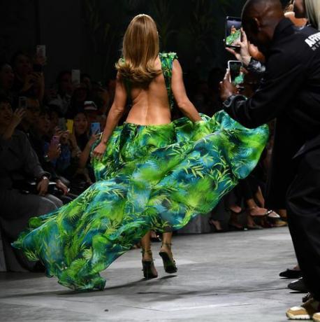Versace - Runway - Milanski teden mode pomlad / poletje 2020