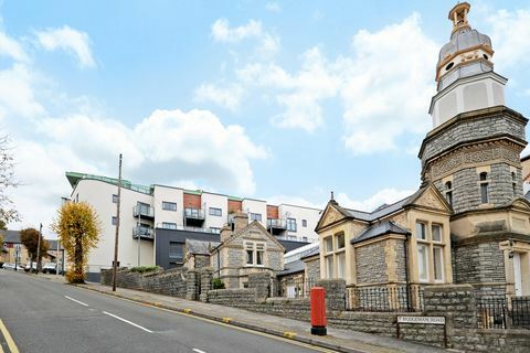 Stanovanje Balmoral Quays v Penarthu, obmorskem mestecu Vale of Glamorgan v Walesu, je na prodaj