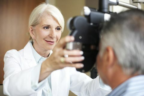 najvišje plačljiva najmanj stresna delovna mesta optometrist