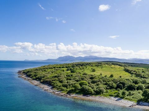 Otok za prodajo na Škotskem