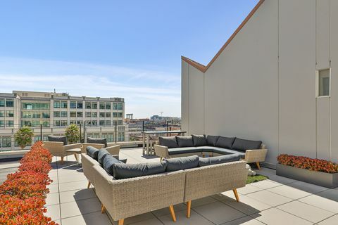 Stanovanje v penthouseu z urami San Francisca