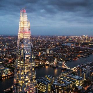 The Shard and Three Course Meal v restavraciji Marco Pierre White's London Steakhouse Co for Two