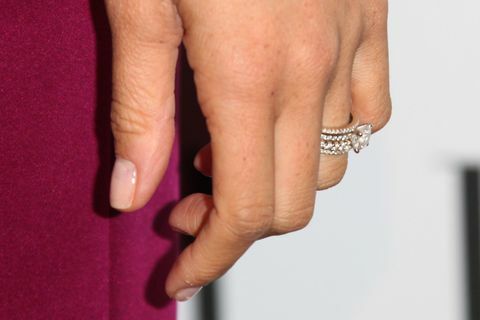prvi poročni prstan meghan markle