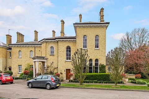 Savills, Haydon Hill House, zunanjost