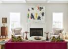 Michelle Gage oblikuje družinsko hišo okoli drzne, roza zofe