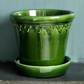 Kopenhagenska glazirana rastlinska posoda in krožnik - smaragd - 21 cm